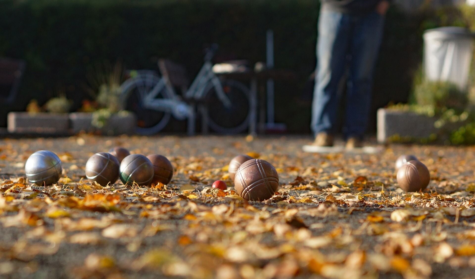 Petanque of in de volksmond jeu de boules kan het hele jaar door gespeeld worden 