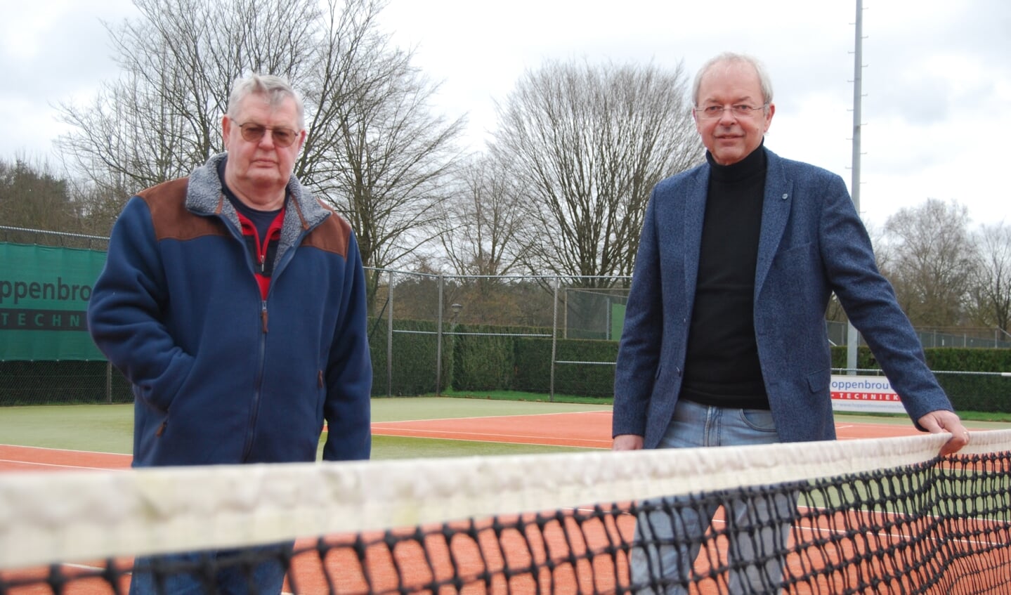 Oprichter Van der Heijden en oud-voorzitter Gründemann. (Foto: Corinna Romanesco)