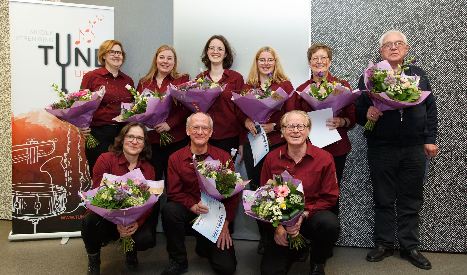 De jubilarissen werden tijdens het jubilarissenconcert gehuldigd. (Foto: Joyce van Dijk)