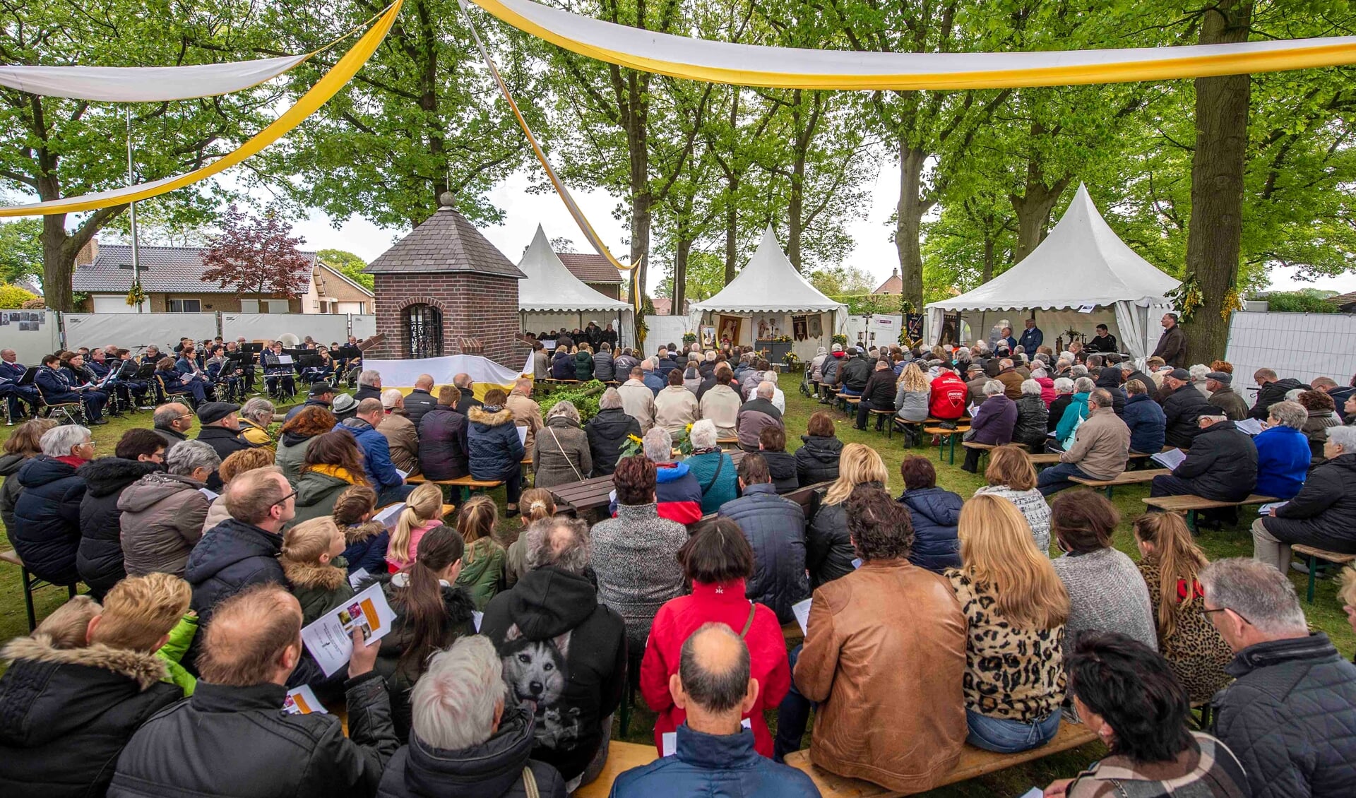 In Zeilberg wordt op de eerste zondag van mei Cornelius vereerd. (Archieffoto: Hein van Bakel)