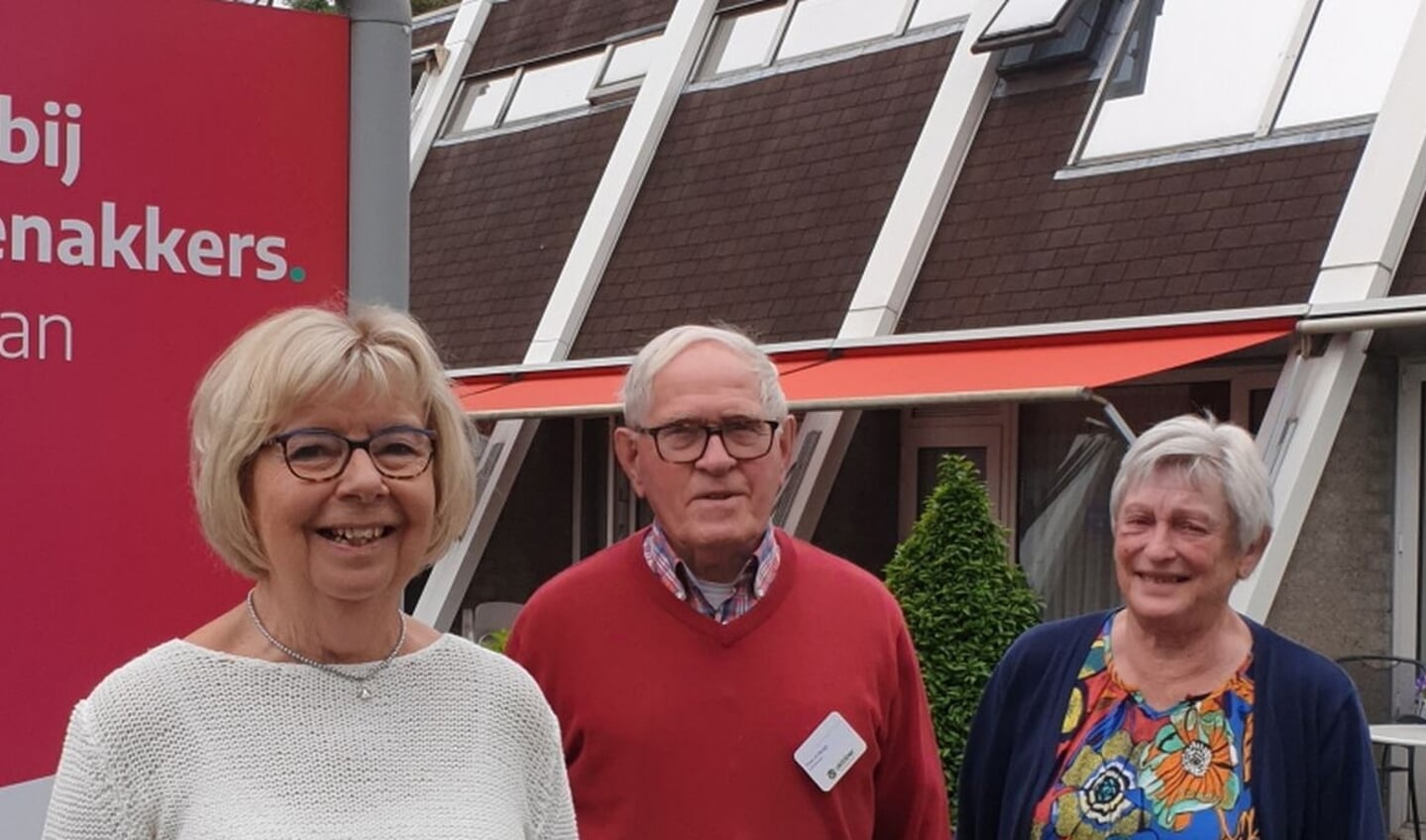 De clientenraad: v.l.n.r.: Adrie vd Broecke, Theo van den Bergh (voorzitter) en Marie Jose Becker.