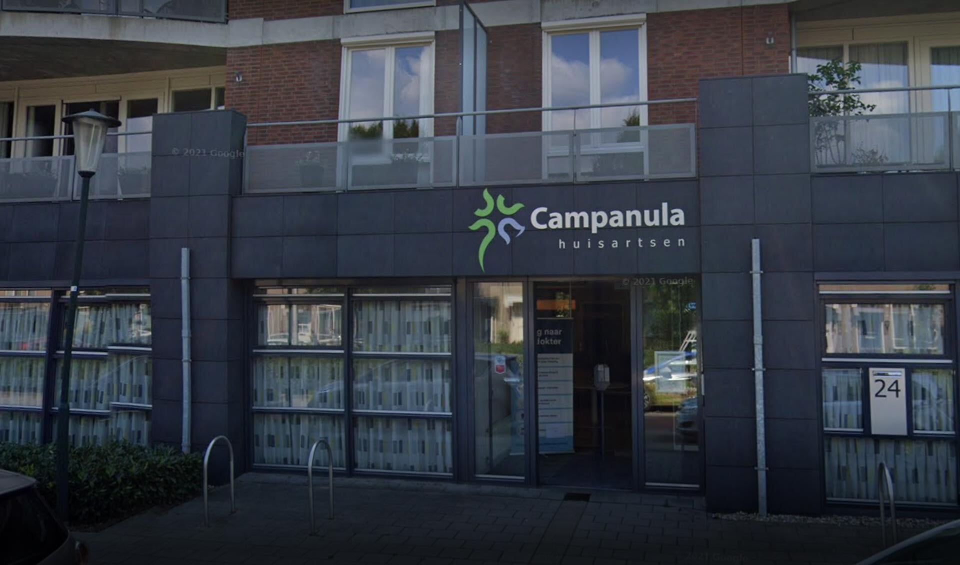 Huisartsenpraktijk Campanula hanteert momenteel al een patiëntenstop. (Bron: Google Street View)