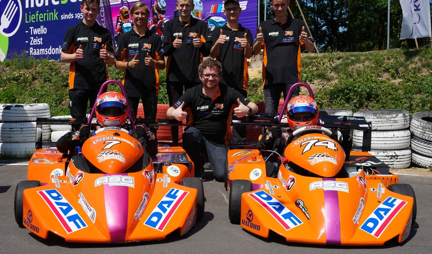 Het team van het Hub van Doornecollege sleepte liefst vier prijzen in de wacht. (Foto: P. Sluiters)