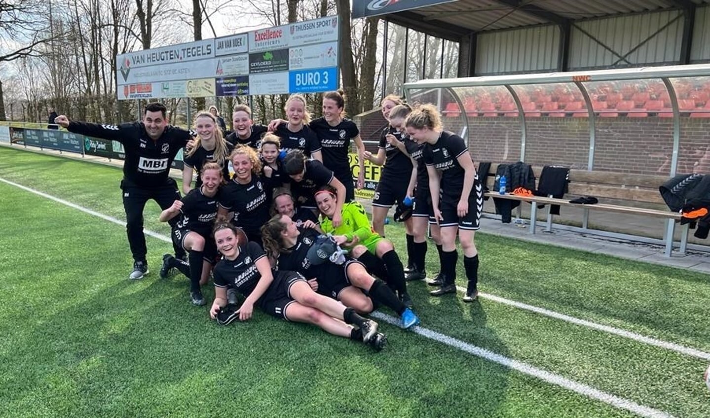 SV Someren en NWC hebben afgelopen week besloten hun samenwerking in het damesvoetbal uit te breiden. 