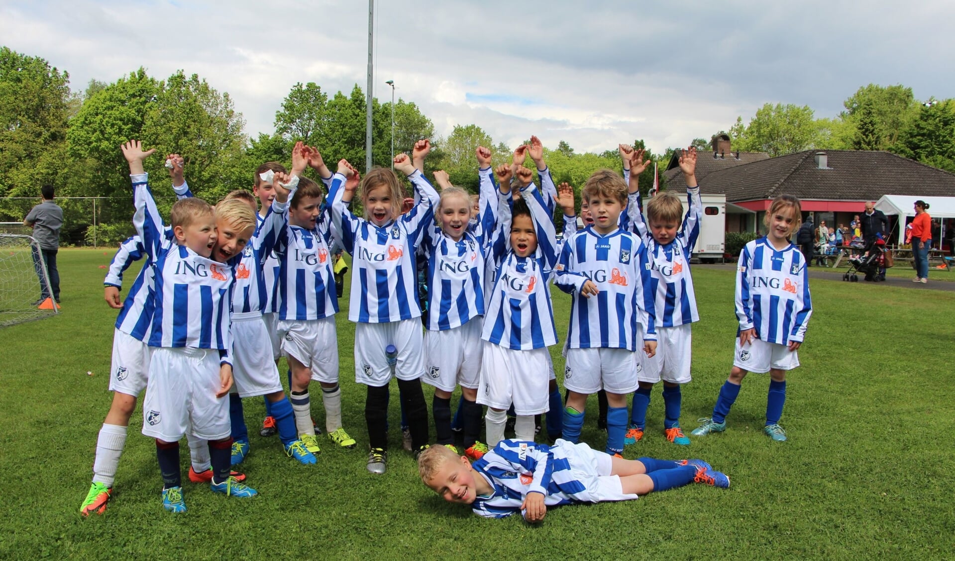 Voetbalclub RKVV Dommelen vindt het belangrijk dat alle kinderen kunnen voetballen. 