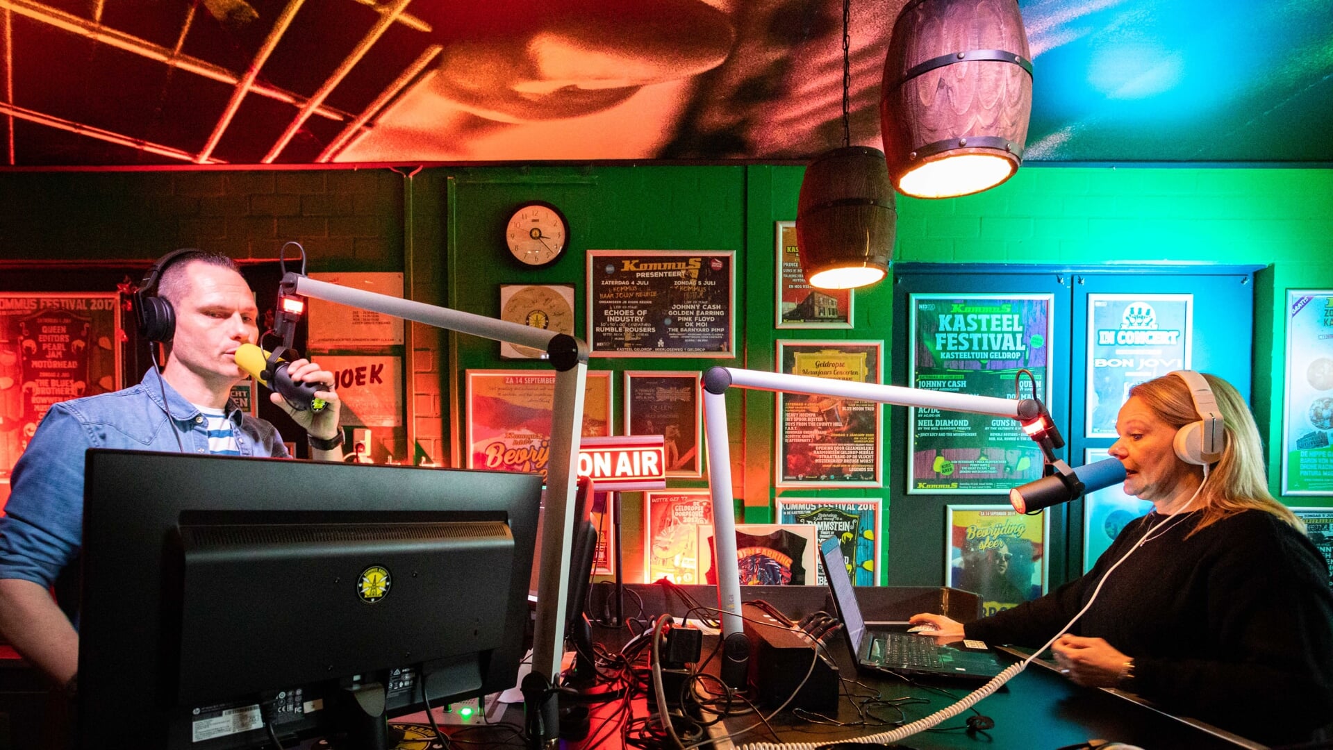 Zondag kan iedereen een kijkje nemen in de KommuS Radio studio. (Foto: Micle de Greef)