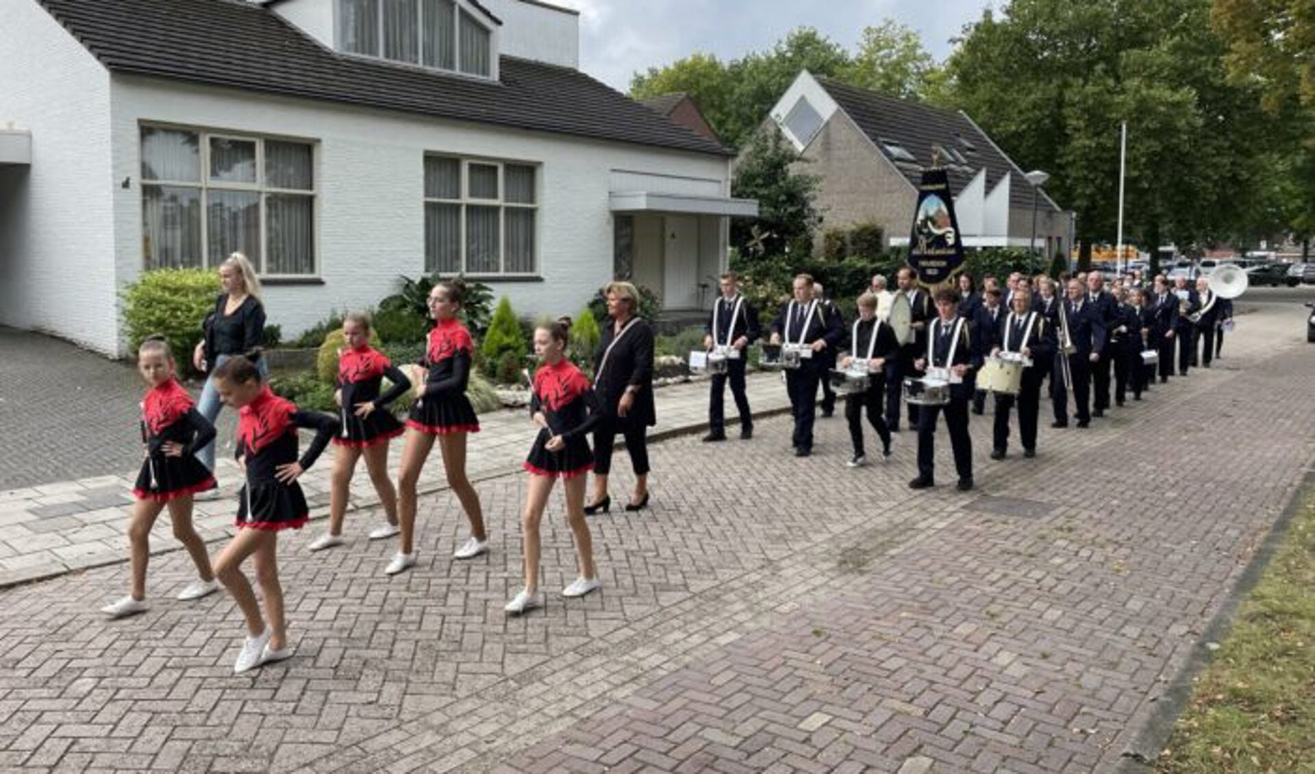 Op zondag 17 september werden drie jubilarissen van Harmonie St. Antonius uit Heusden gehuldigd.