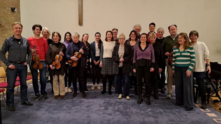 De volwassen leerlingen van Muziek Onderwijs Aalst-Waalre concerteerde zaterdag in de Agnus Dei-kerk. 