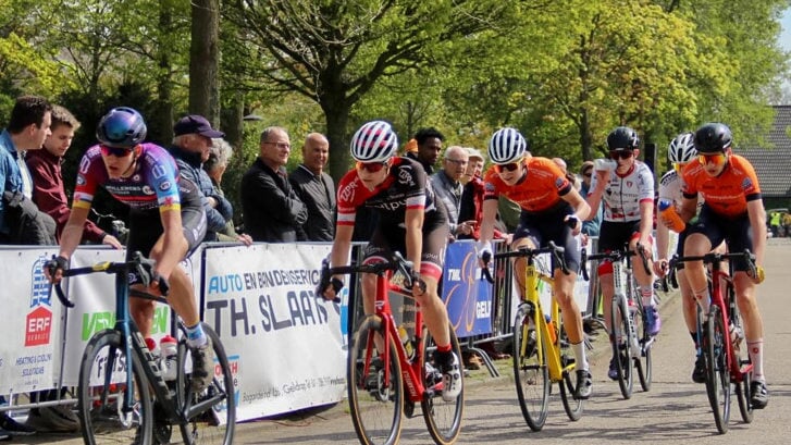 De Ronde van Geldrop gaat op Koningsdag weer door de straten van Zesgehuchten.