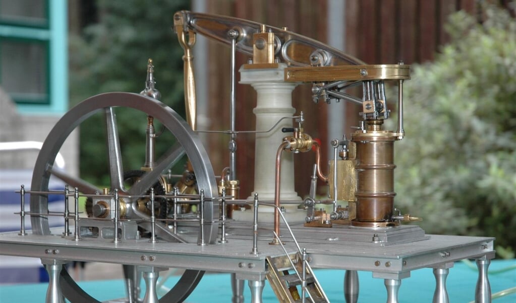 2006: ‘Een miniatuur stoommachine’.