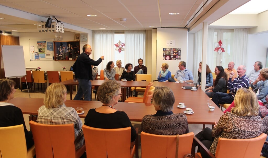 Woensdag 7 oktober was er in Maartensdijk een (eerste) bijeenkomst van lokale zorgverleners met als doel een wijkgerichte zorginfrastructuur op te zetten. 