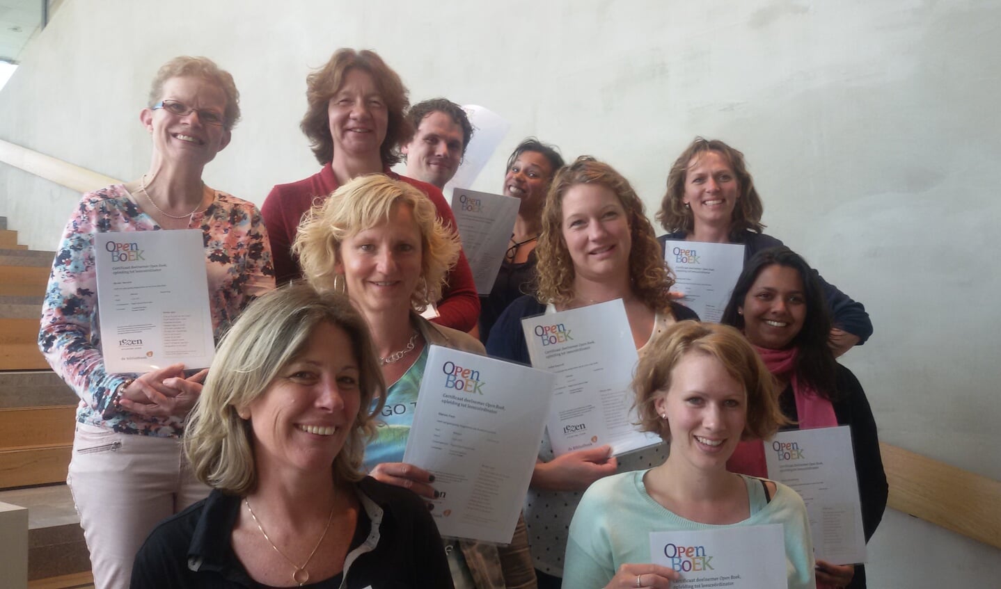 De leescoördinatoren blijven elkaar in een leesbevorderingsnetwerk onder leiding van Bibliotheek Idea ontmoeten. Zo wisselen ze met regelmaat kennis en ervaring uit over de aanpak van leesbevordering in het onderwijs.