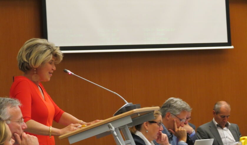 Wethouder Madeleine Bakker juicht de lokale betrokkenheid toe en hoopt dat die in het vervolg van het proces blijft.
