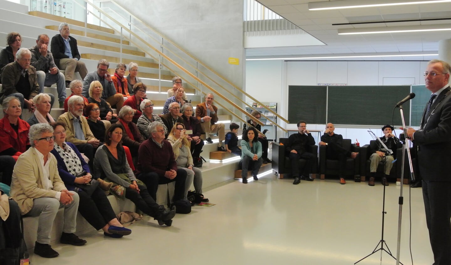 Burgemeester Arjen Gerritsen: ‘Kunst is verbindend, het geeft inspiratie, maar ook troost’.