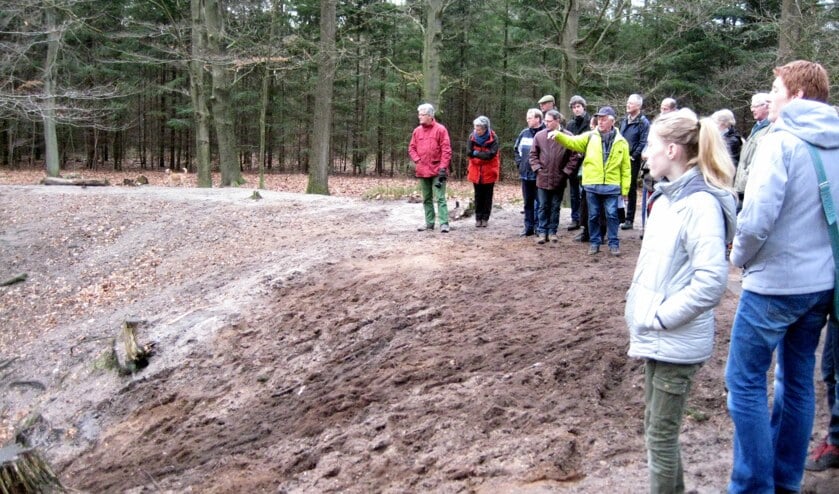 Tijdens een wandeling wordt ook de Kozakkenput bezocht.