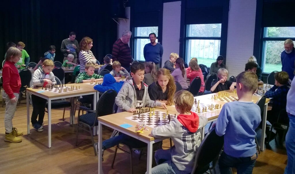 School-schaken in het H.F. Witte Centrum.