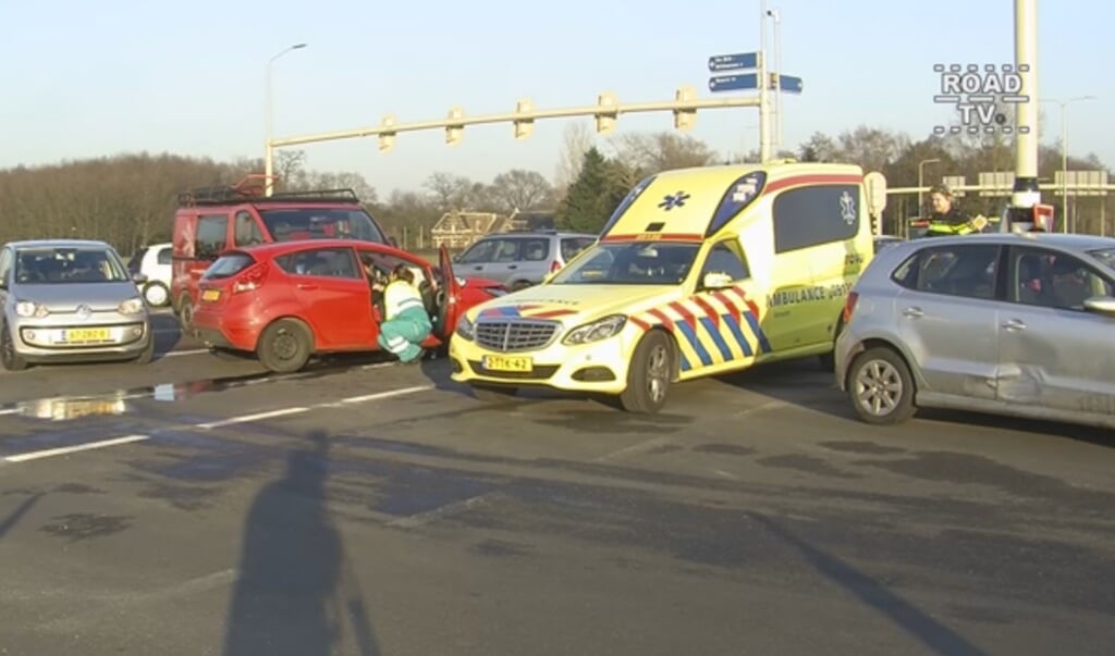 Aanrijding met gewonde op de Utrechtseweg kruising Universiteitsweg De Bilt