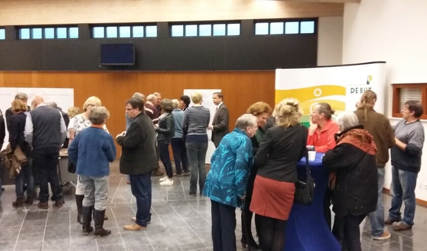 Druk bezochte inloopavond bouwplannen Hessenweg