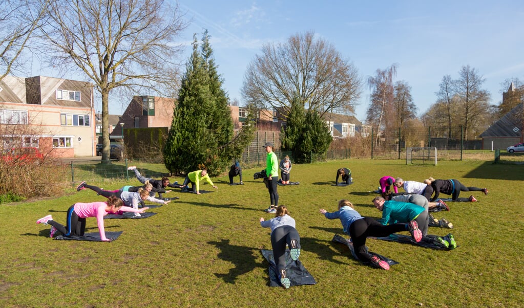Training voor de 40ste polderloop op vrijdag 29 april om 18.30 uur in Westbroek.