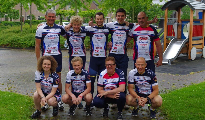 Vrienden en familie vormen het Groenekanse team Irene.