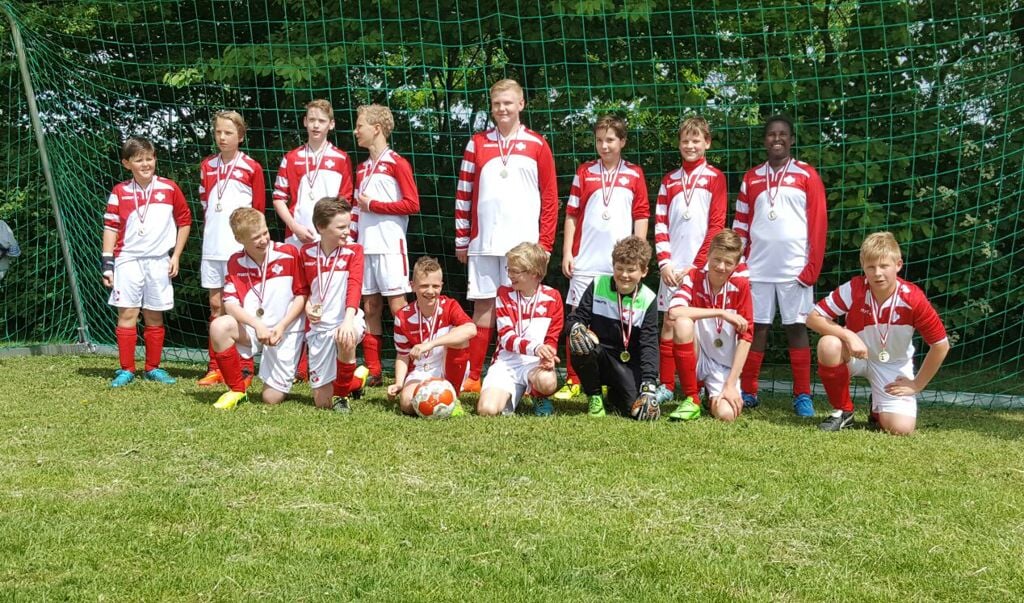 De kampioenen van FC De Bilt.