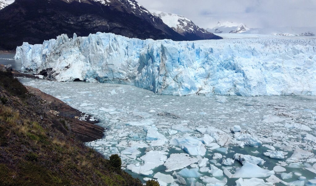 Eindeloze gletsjerformaties in Zuid-Amerika. (foto Frank van Waert)