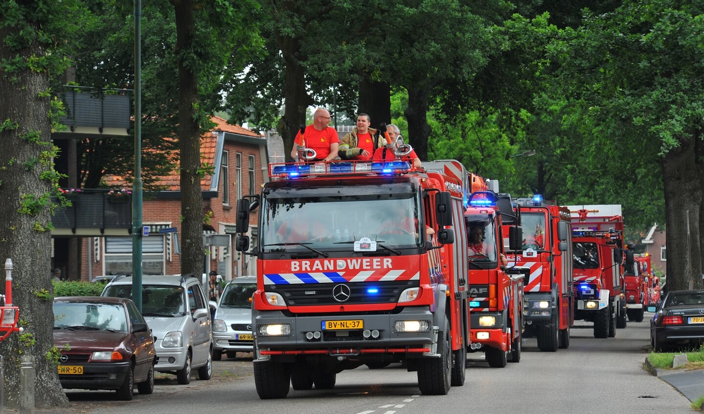 Ter gelegenheid van het 100 jarig jubileum van de Vereniging Vrijwillige Brandweer de Bilt werd er op 11 juni een optocht van brandweervoertuigen georganiseerd. Tientallen oldtimers en bijzondere hedendaagse brandweervoertuigen reden door de kernen van Bilthoven en De Bilt.