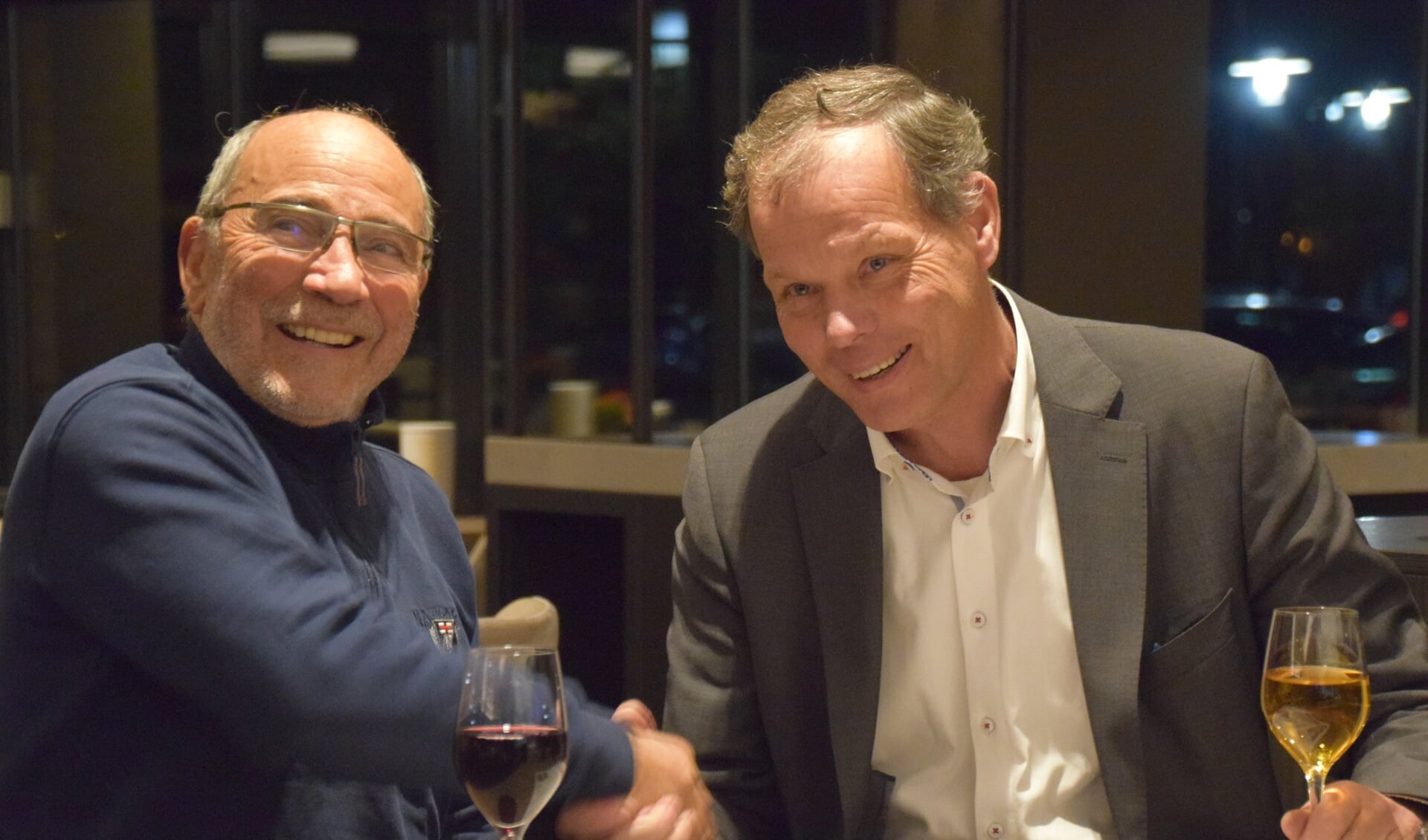Klaas van der Valk: 'Bij een goed gesprek hoort een goed glas wijn'.