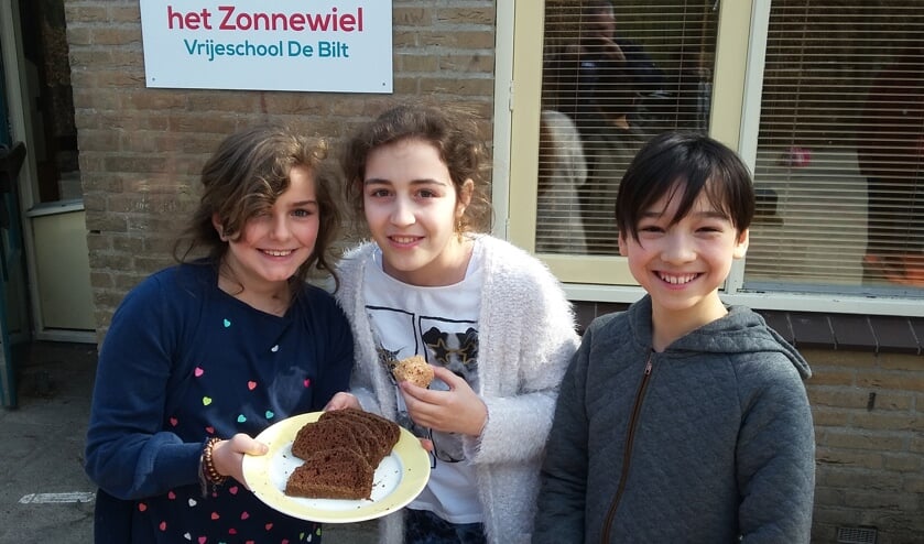 Samen met een gesponsorde schaatstocht en een tweedehands kledingmarkt haalden deze fanatieke ondernemertjes in de dop maar liefst 3100 euro op.