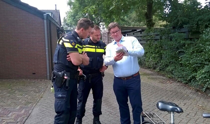 Eén van de teammanagers uit Kesteren heeft heel wat uit te leggen.