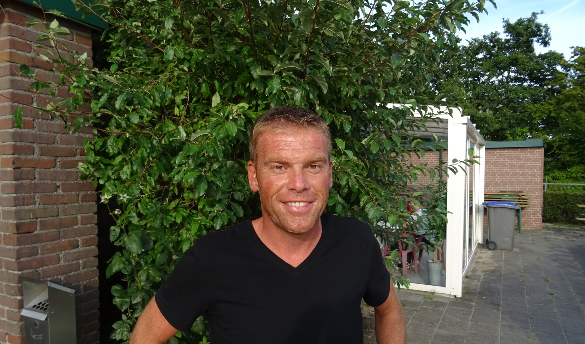 Alain Hijman blijft als hoofdtrainer verbonden aan FC De Bilt.