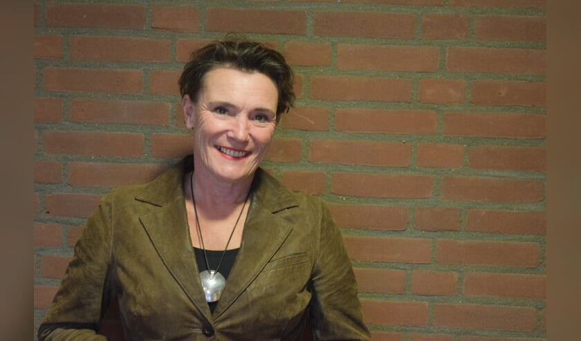 Inge Nix hoopt verzorgt vijf specials op het gebied van persoonlijke ontwikkeling.