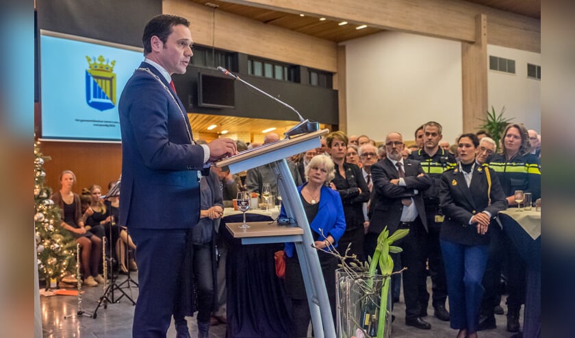Voor burgemeester Sjoerd Potters was het zijn eerste nieuwjaarstoespraak in De Bilt; de belangstelling was er niet minder om.