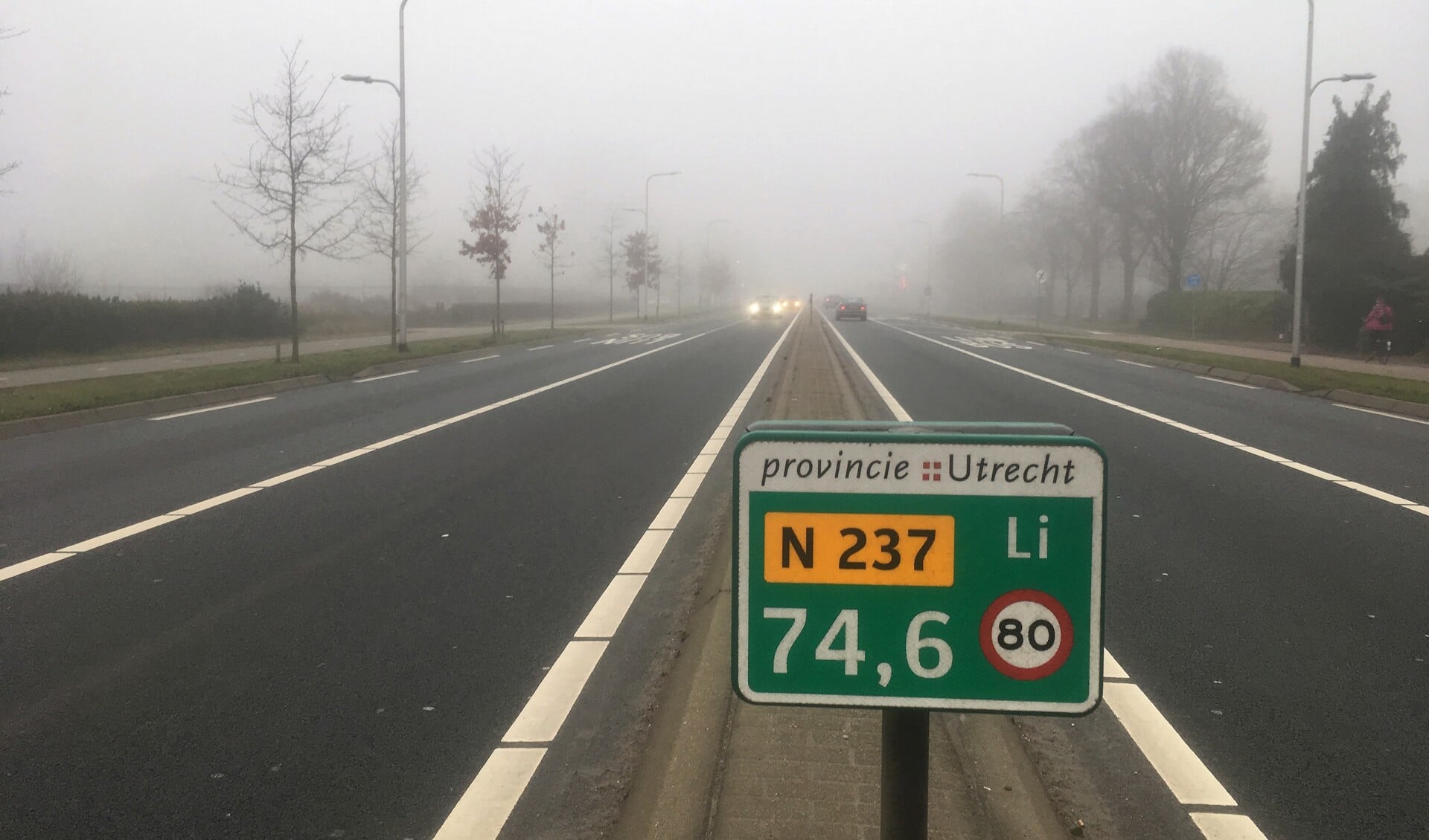  De provinciale weg N237 loopt van de verkeerspleinen De Berekuil bij Utrecht naar de Stichtse Rotonde bij Amersfoort.