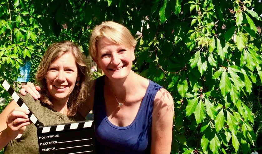 Petra Muns is trainer en adviseur Dramatherapeut en storyteller; Edith de Wit is auteur en storycoach. Dat wil zeggen dat ze mensen helpt om op verhaal te komen.