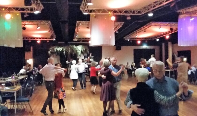 Elke 4e zaterdagavond is er Danssalon in De Bilt.