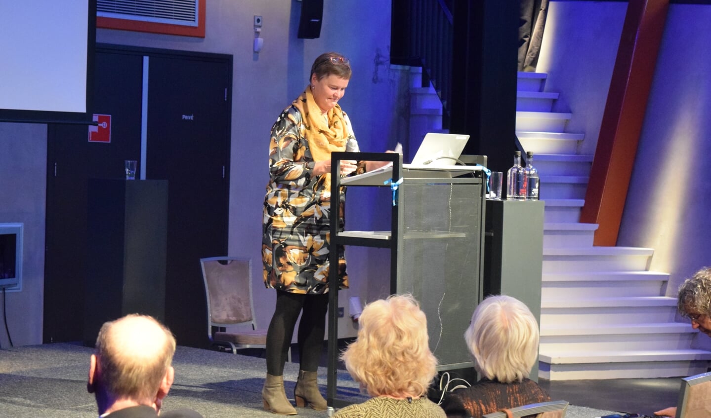 Wethouder Anne Brommersma vertelt over de professionalisering van de organisatie.