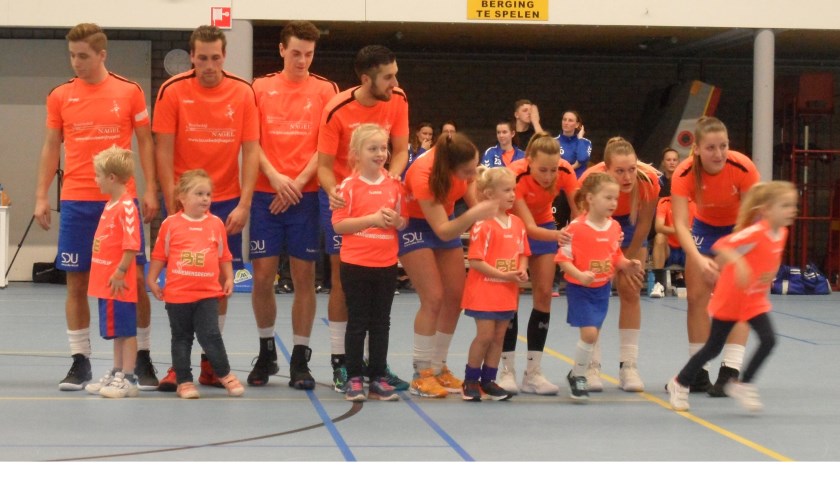 DOS wordt door de kangoeroes gesteund.