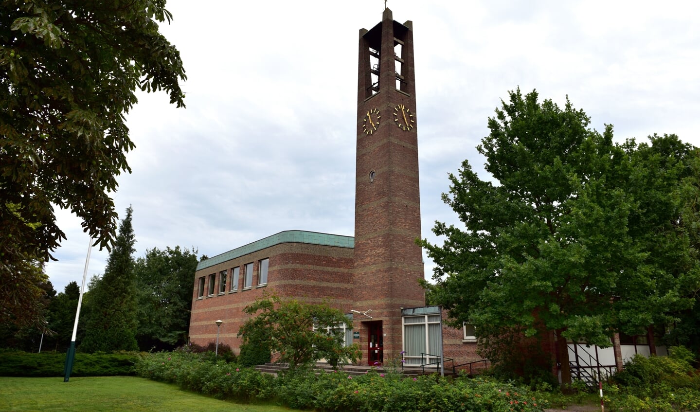 Een bekend gebouw met een nieuwe naam: Opstandingskerk wordt Oosterlichtkerk.