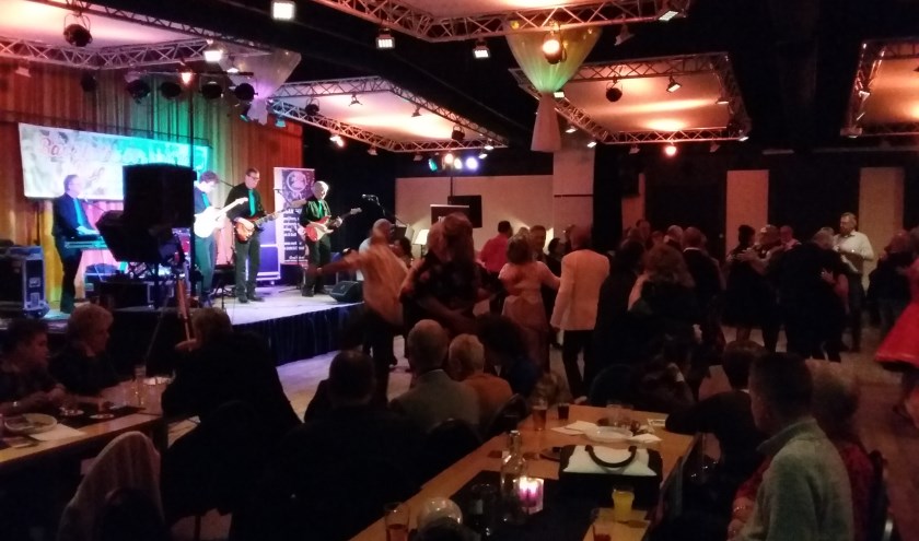 Voetjes van de vloer in het HF Witte Centrum in De Bilt.