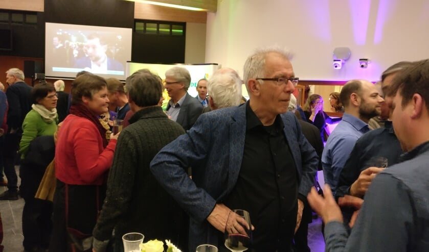 Op het glunderende gezicht van lijsttrekker Anne Brommersma van GroenLinks is de blijdschap over het goede resultaat af te lezen.