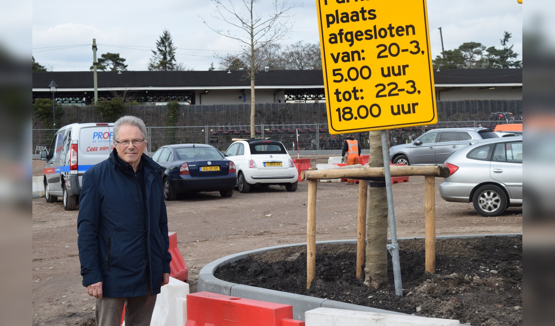  Hein Reedijk hoopt dat de nieuwe gemeenteraad nu eindelijk eens iets gaat doen aan het parkeerbeleid in Bilthoven Centrum.