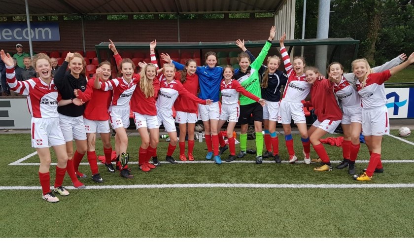 De vreugde is groot bij het behalen van de bekerfinale.