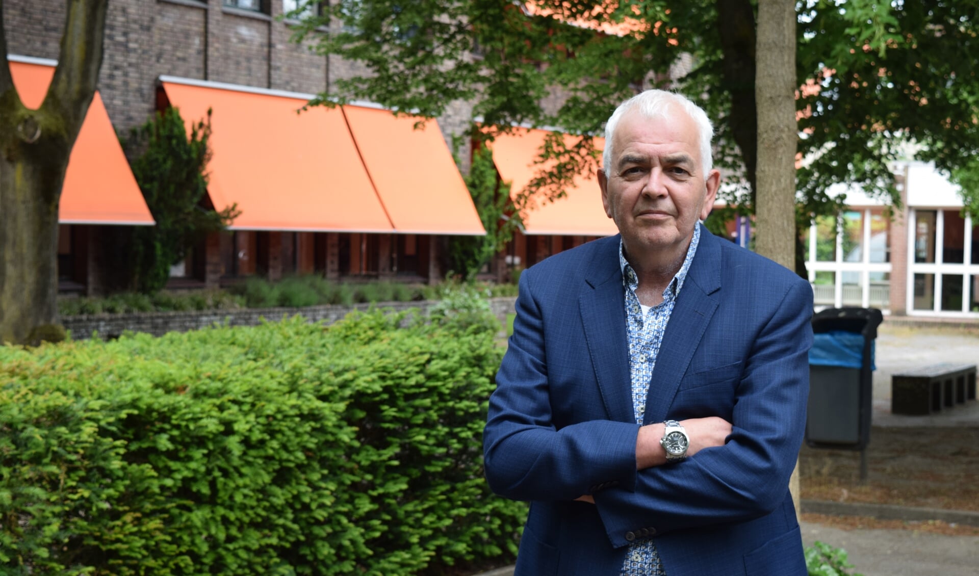  Na meer dan veertig jaar werken, neemt Ton van den Dungen afscheid van 'zijn' school.