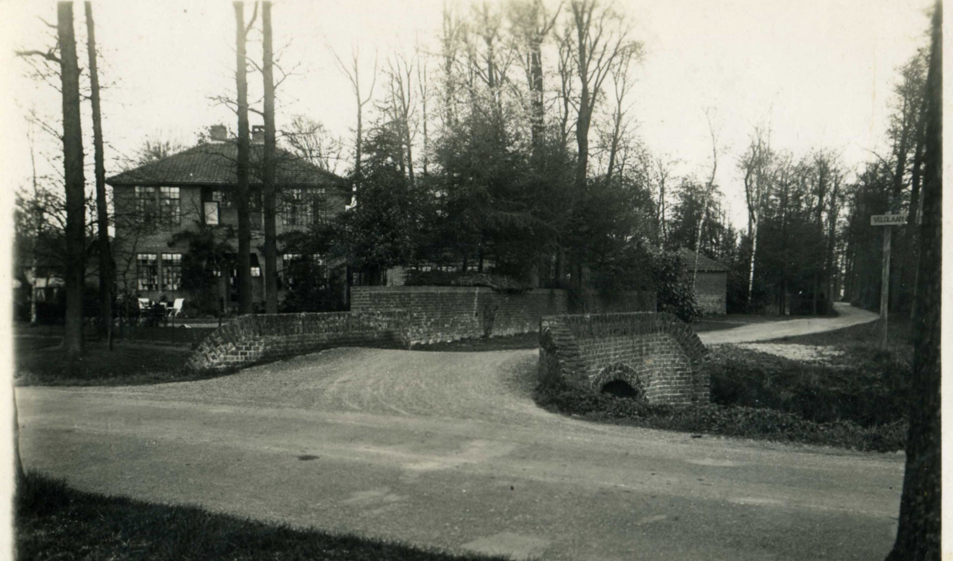 De plannen hebben betrekking op de plaats waar nu Villa Het Uilenest is gesitueerd. (foto uit digitale archief van Rienk Miedema). 