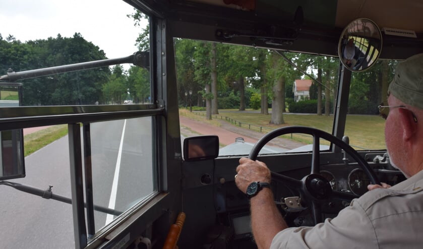 In 2017 gingen de deelnemers samen met burgemeester Sjoerd Potters met twee bussen richting het nationaal Militair Museum in Soesterberg.   