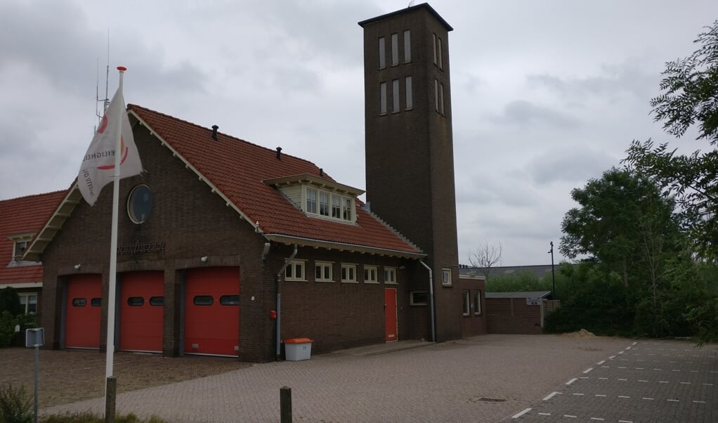 Door de landelijke ligging is de toren van de brandweerkazerne Maartensdijk één van de herkenningspunten binnen de gemeente. 