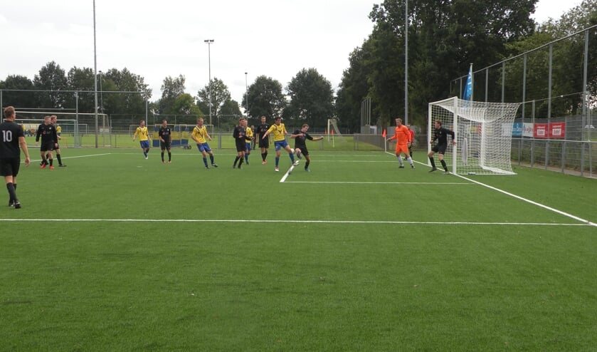 SVM in de aanval tijdens de tweede helft.