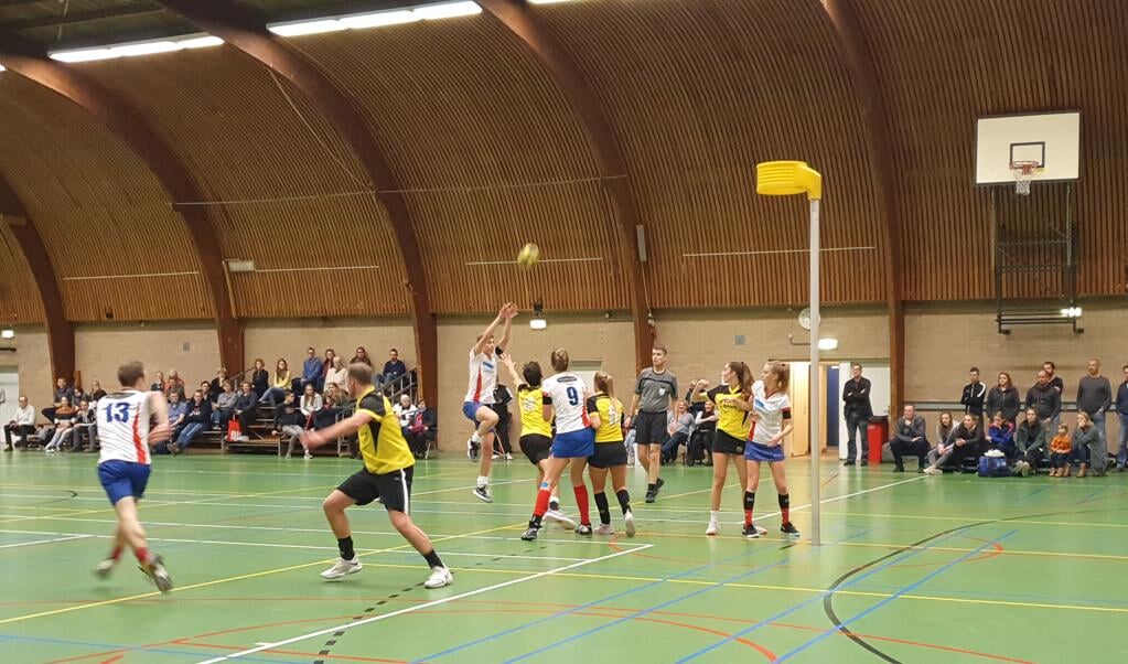 Nova speelt een pittige wedstrijd tegen de ploeg uit Den Haag.
