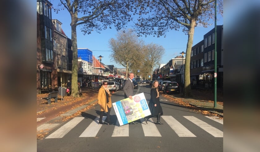 Françoise Pisters (C&Q executive search), Migchel Dirksen (directievoorzitter van Rabobank Rijn & Heuvelrug), Anne van der Valk (Van der Valk De Bilt – Utrecht) op promotour.